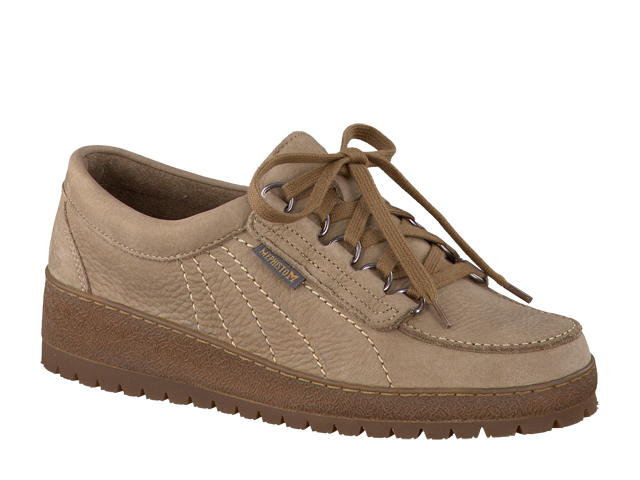 chaussures femme à lacets